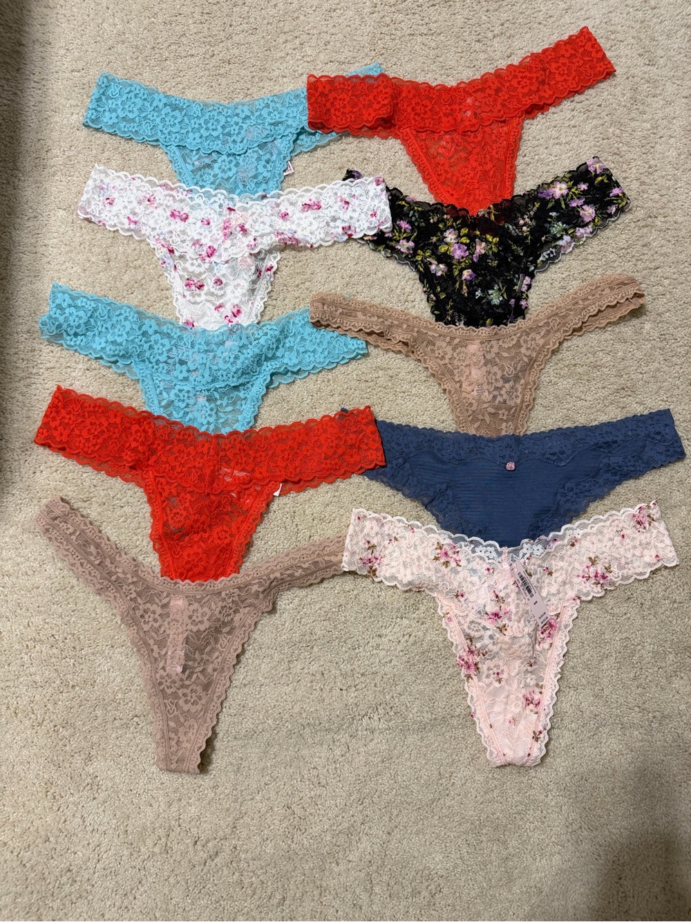 NEW NWT 10 pair Victoria’s Secret/Pink Thong Panties Size: M